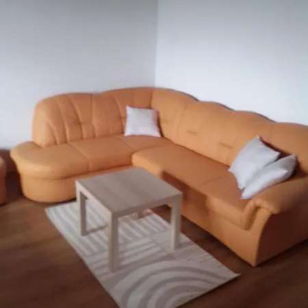 Apartman In Mit Garten Und Grill Zandt
