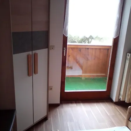 Apartman In Mit Garten Und Grill