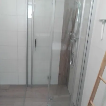Apartman In Mit Garten Und Grill Zandt